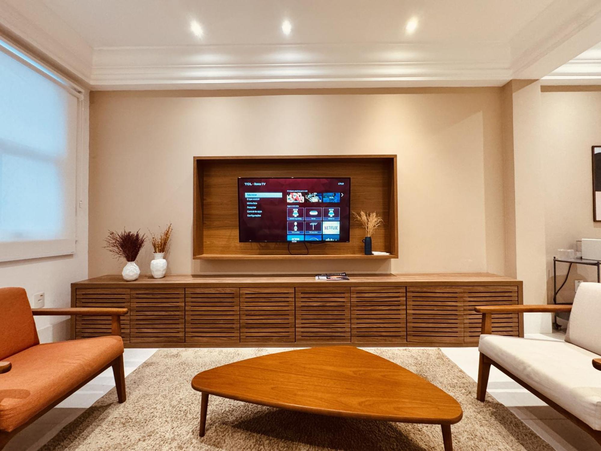 Leblon Acolhedor Perto Da - Besthostrio Apartment