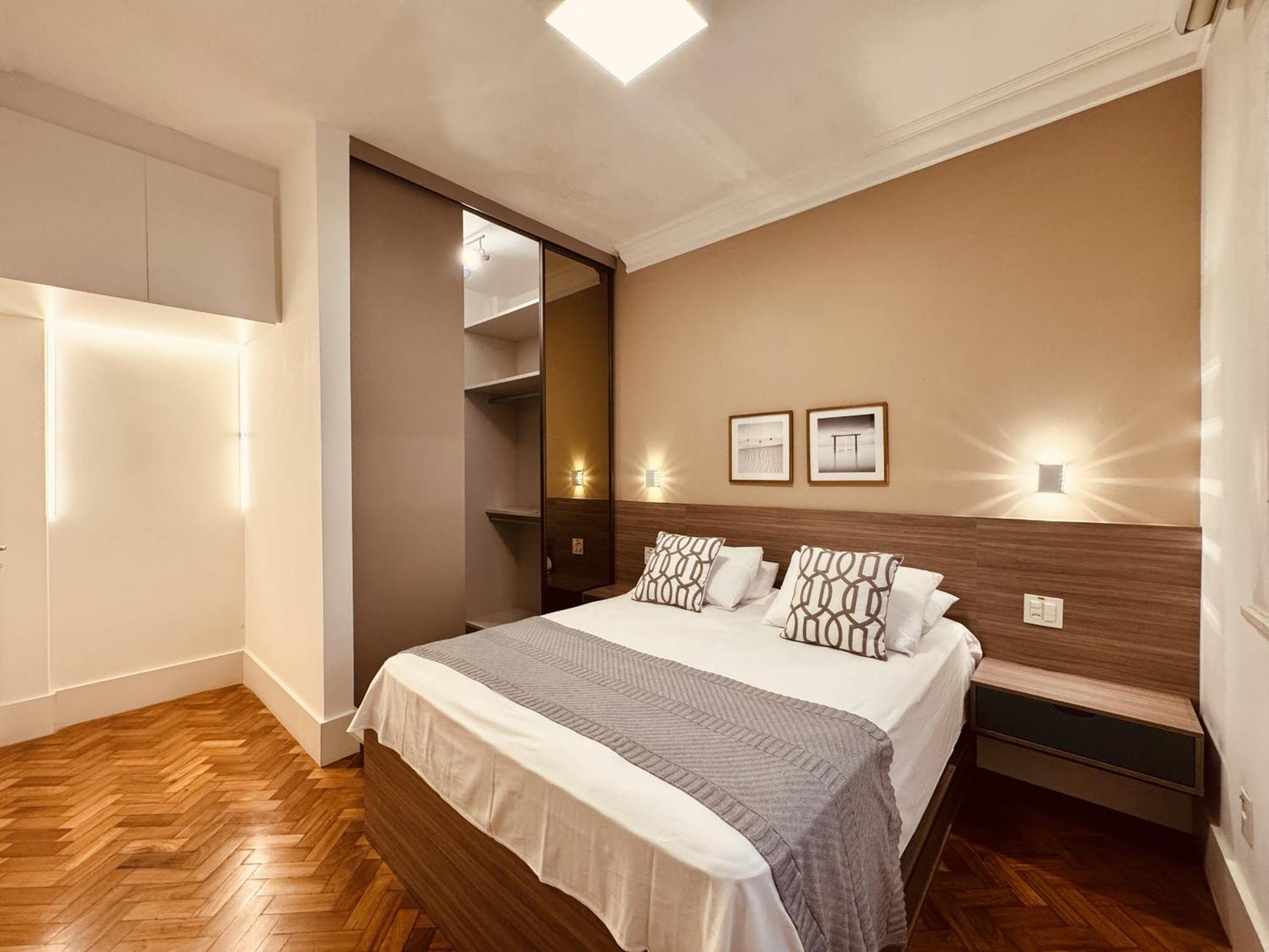 Leblon Acolhedor Perto Da - Besthostrio Apartamento